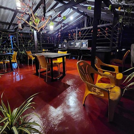 Woody Cabana Trincomalee Exterior foto
