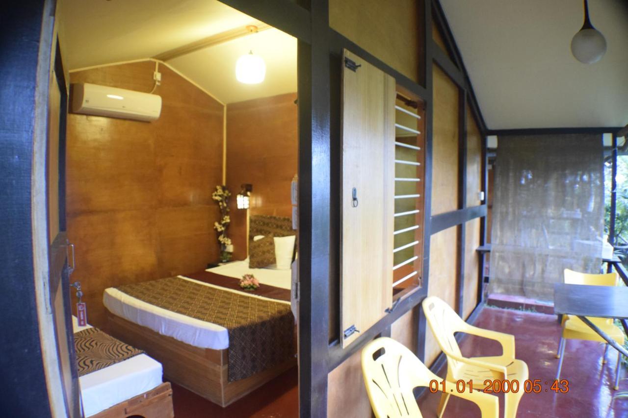 Woody Cabana Trincomalee Exterior foto